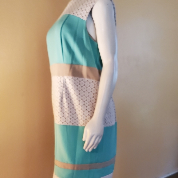 Studio One Dress - Picture 3 of 12